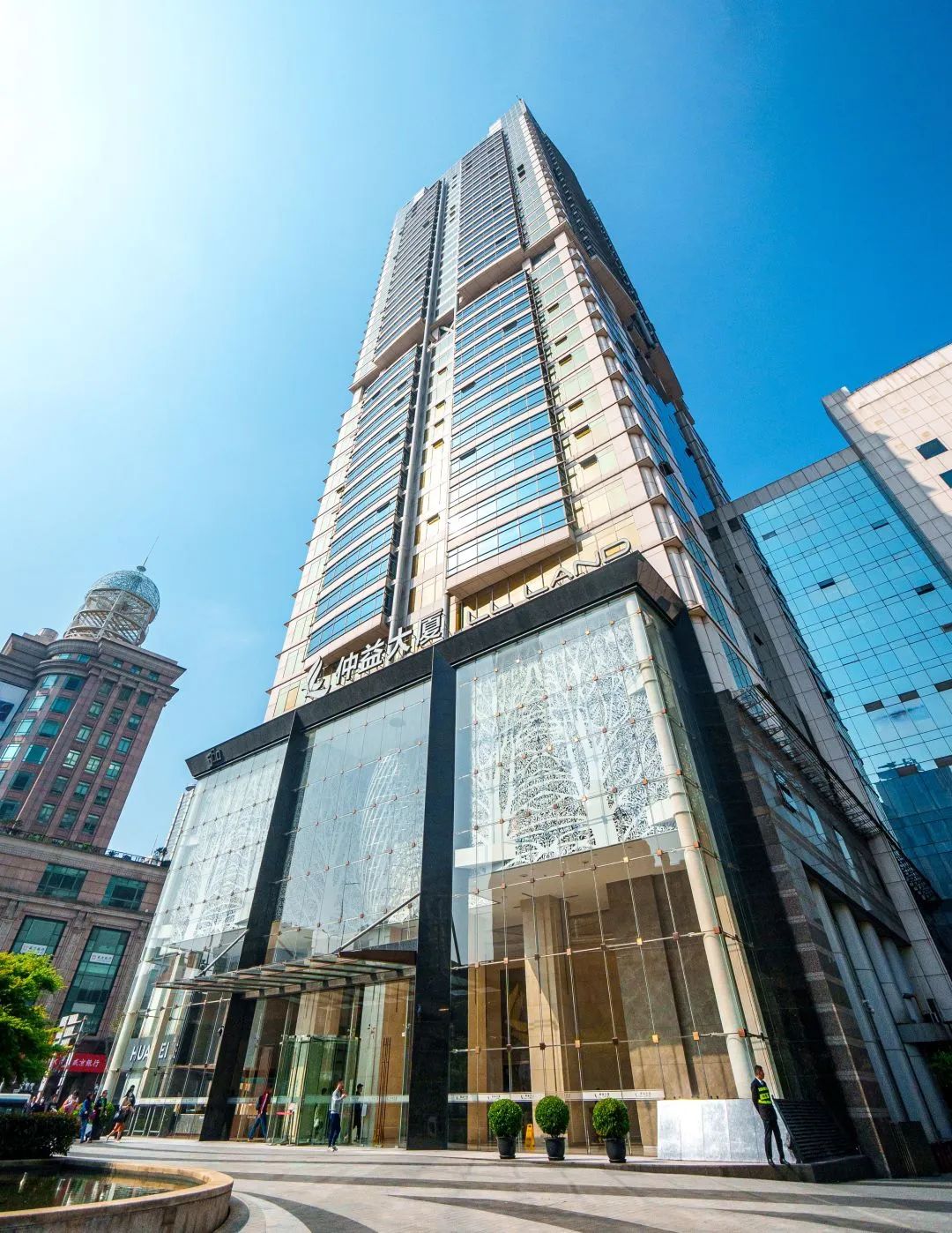 上海市静安区南京西路黄金地段仲益大厦办公写字楼出售