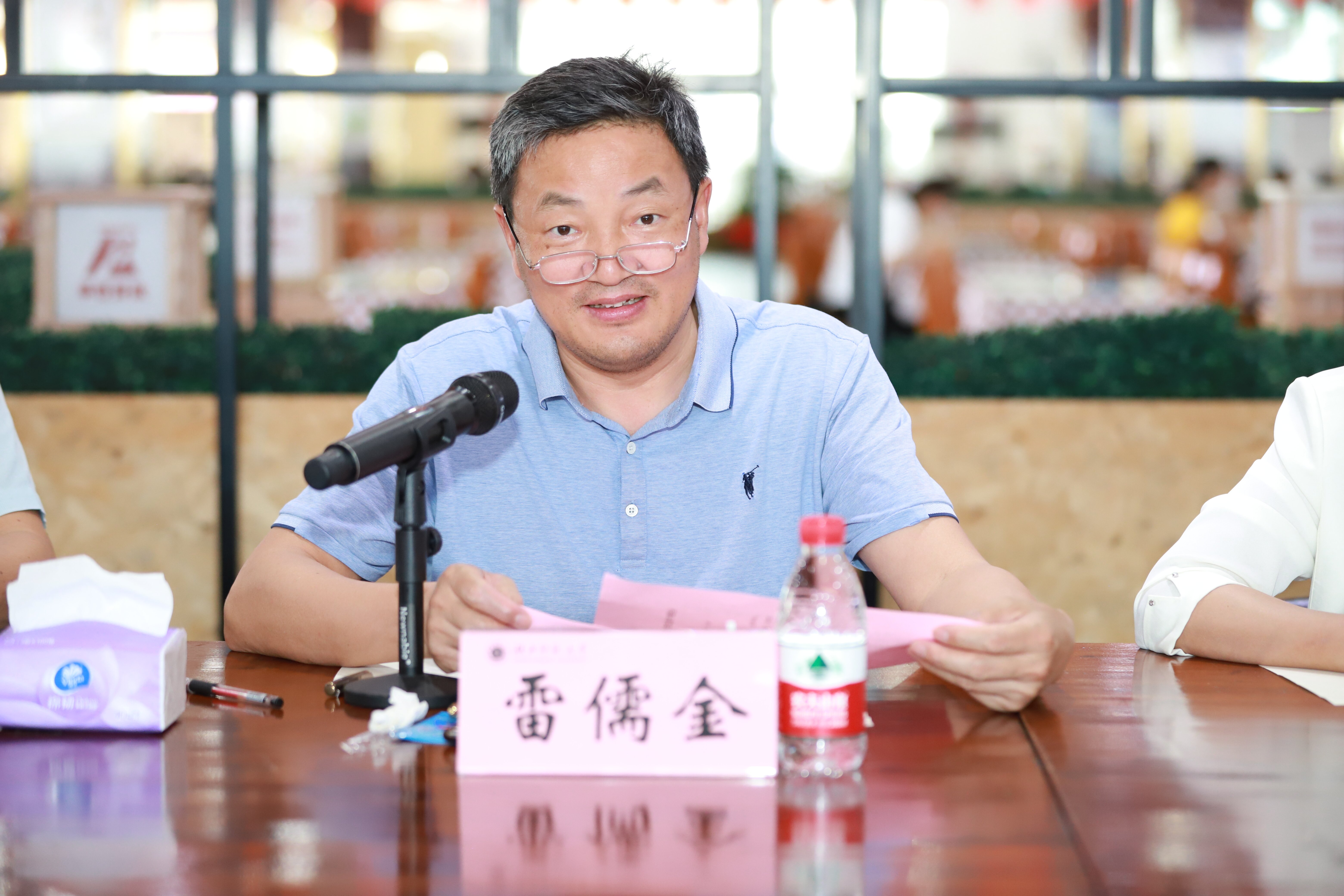 湖北师范大学校领导与20届毕业生共进午餐,畅聊成长!