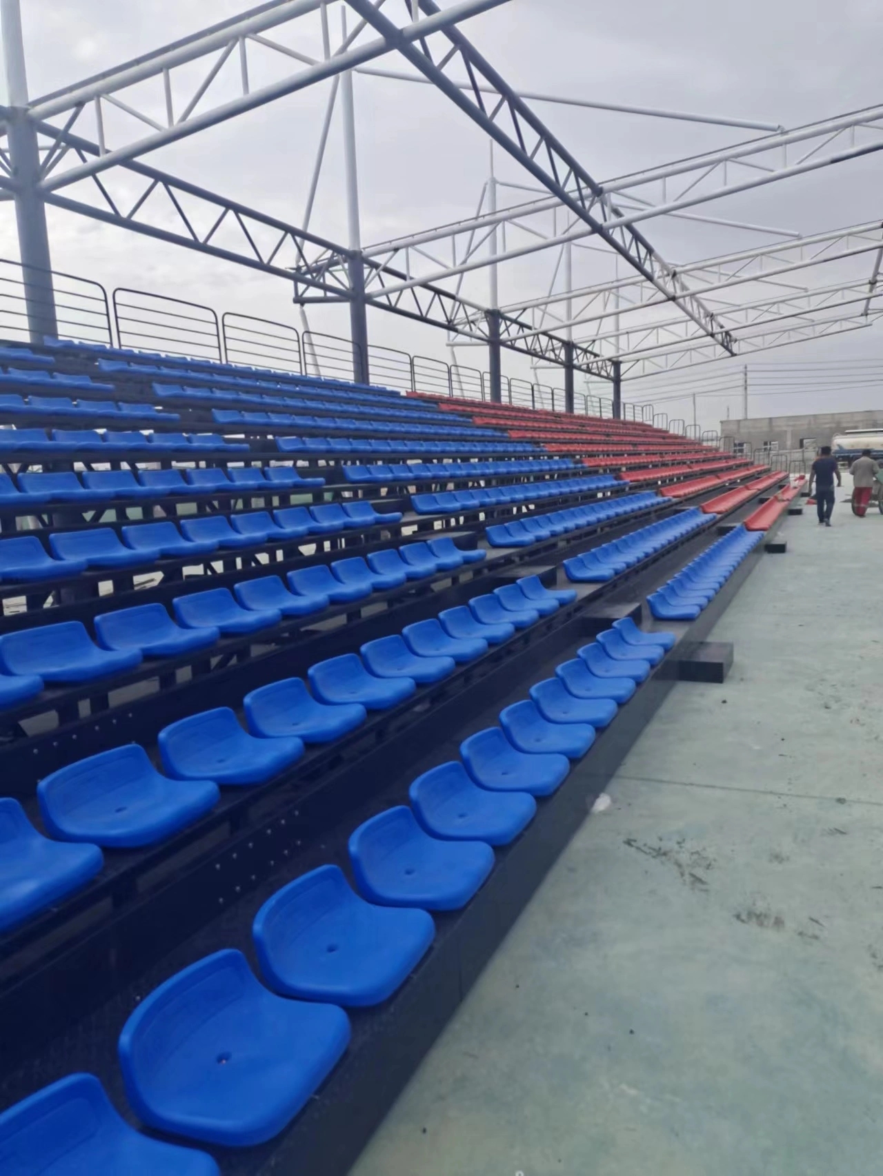 电动伸缩看台座椅移动看台座椅软包座椅固定座椅