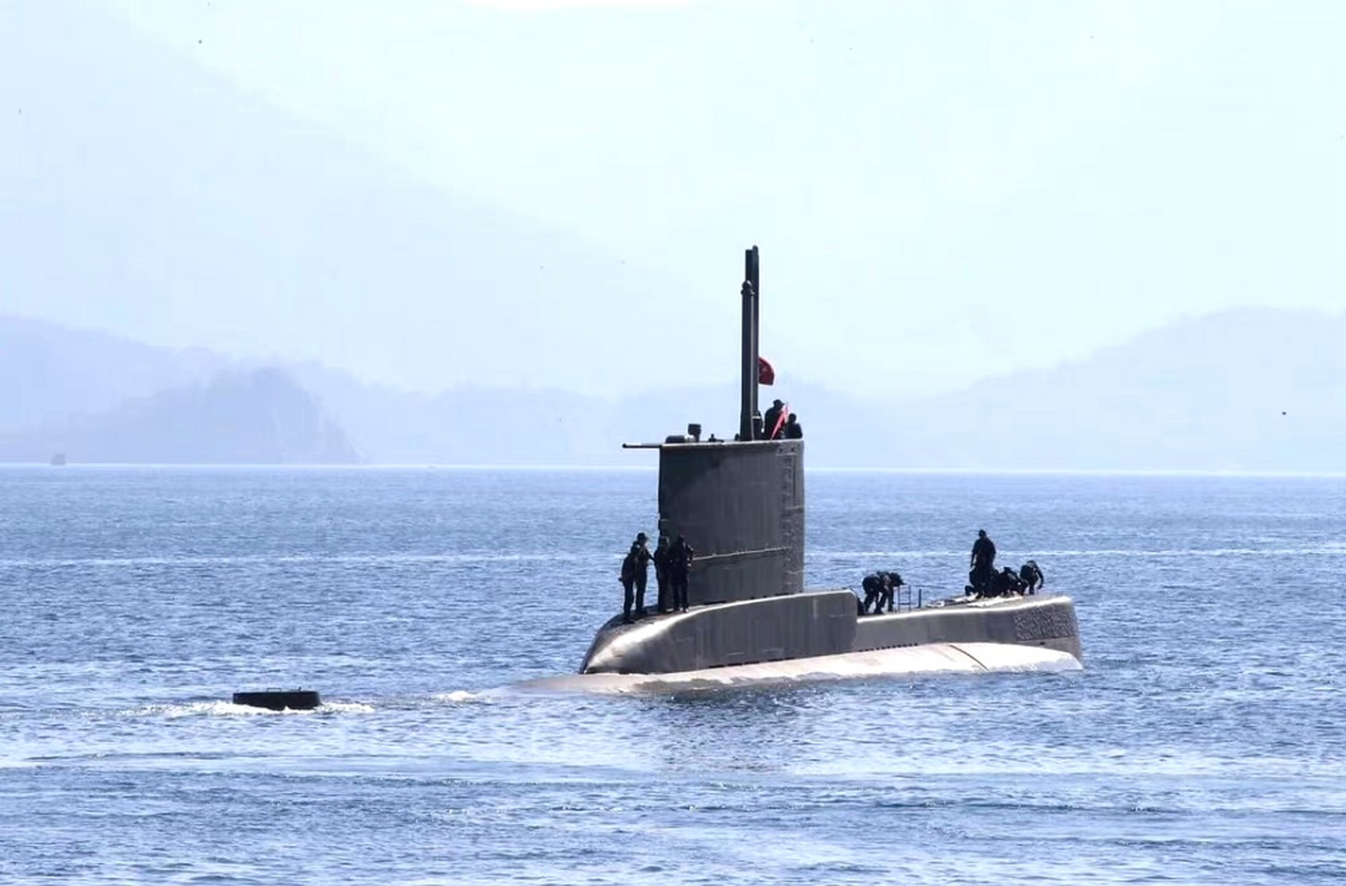 舰船欣赏:土耳其海军装备的209型潜艇,共两个型号,ay级209-1200型和pr