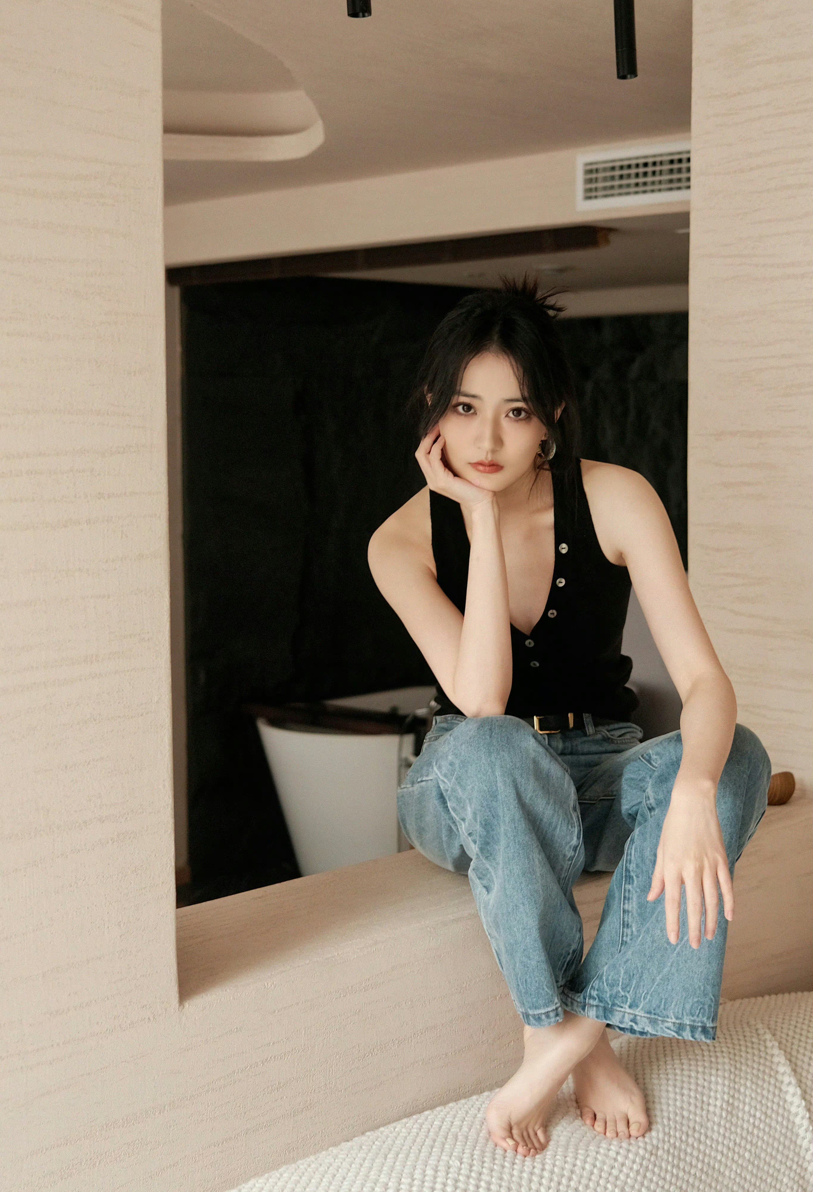 徐璐,光个脚丫都好看!