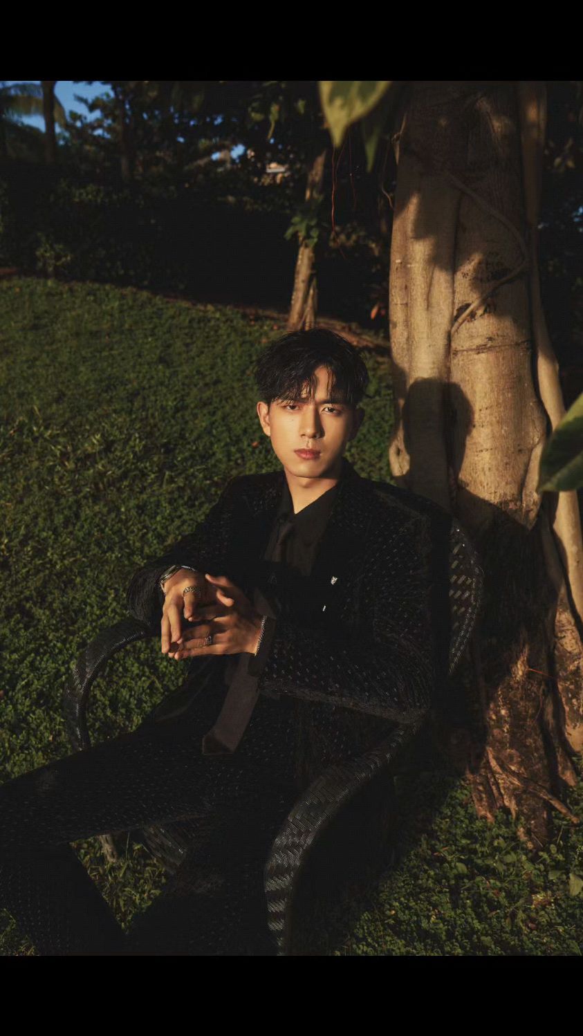 李现真的好帅,最酷的靓仔