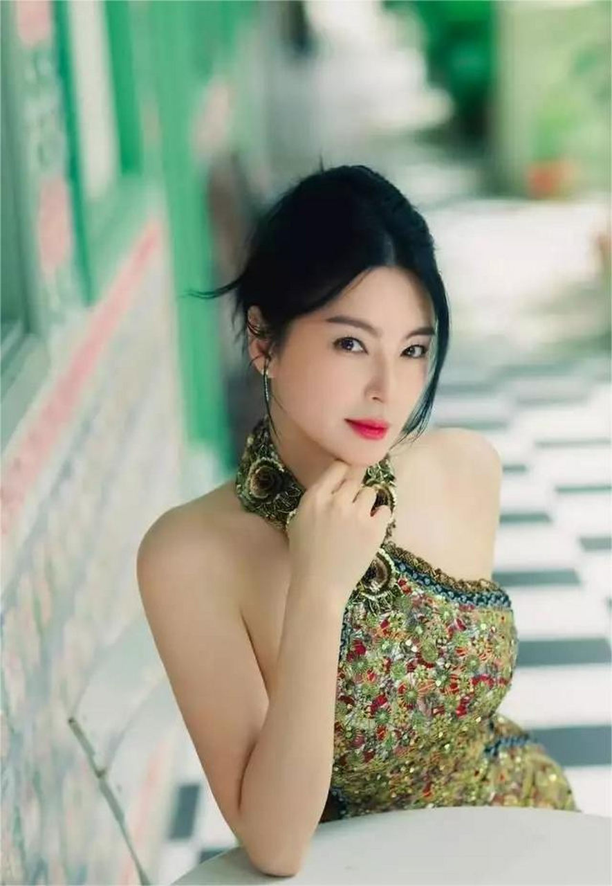 又被张雨绮惊艳到!