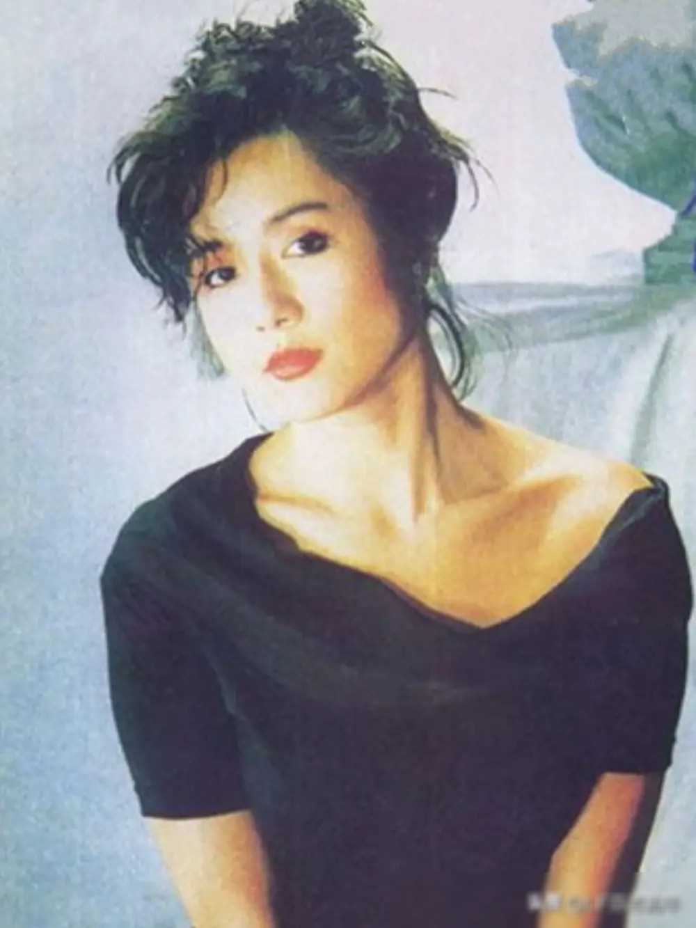 "玉女"吕秀菱:低配版林青霞,秦汉传绯闻弃玉女拍裸戏老公宠爱