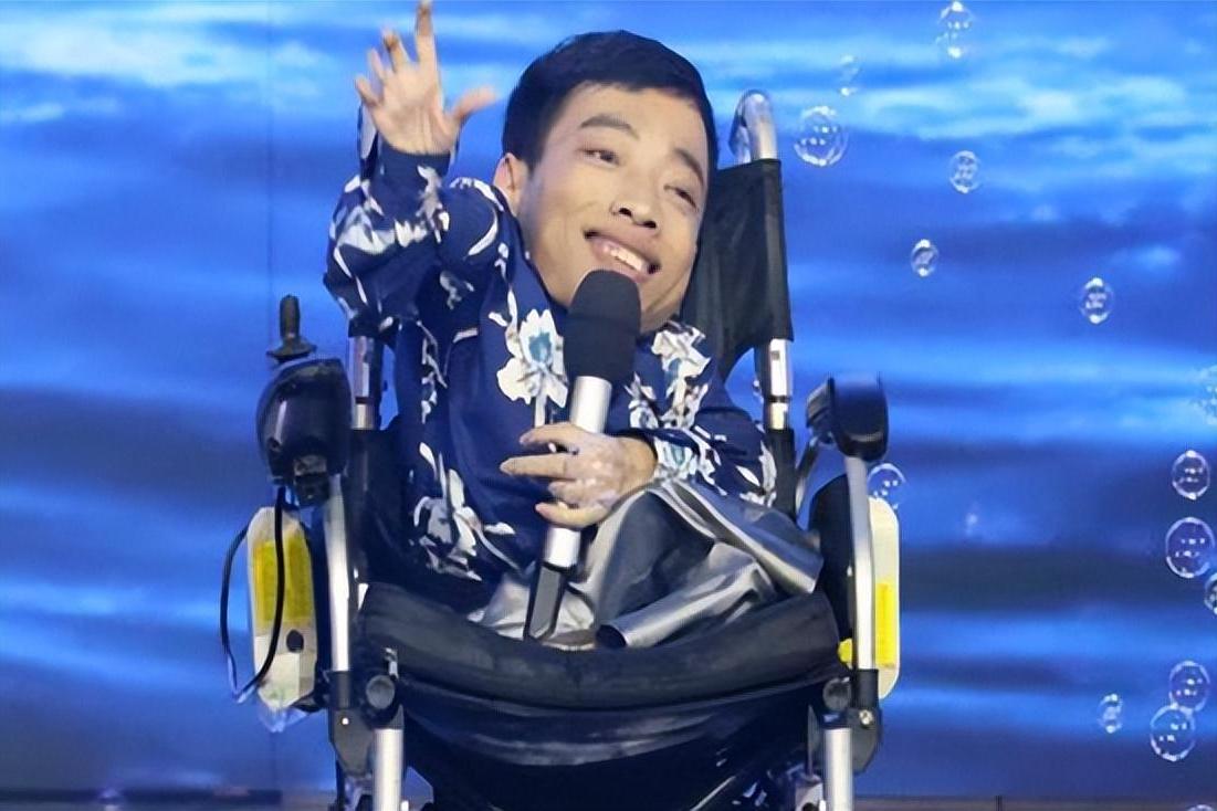 李创利,身患脆骨症却创造传奇!