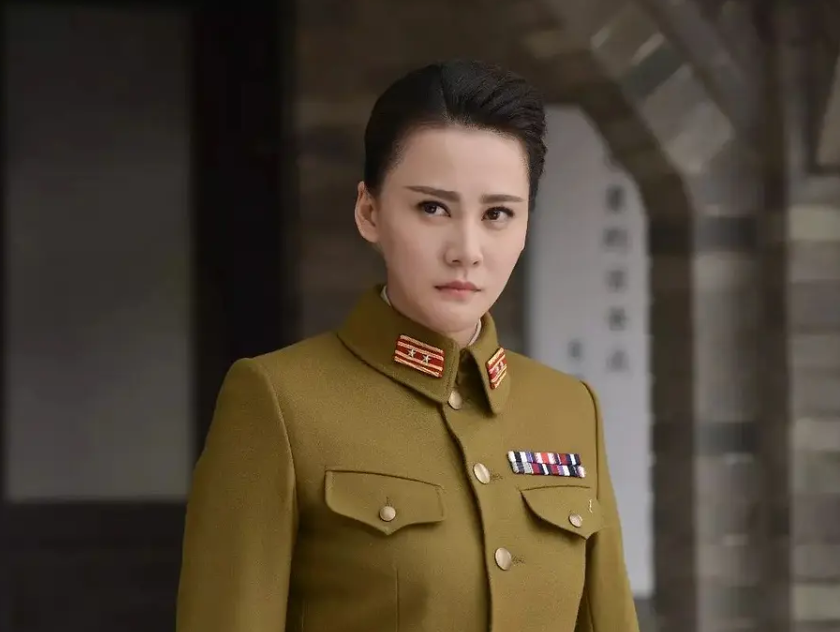 《特种兵火凤凰》10年后演员现状,安然低调结婚,唐笑笑变化太大