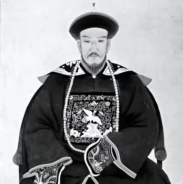 在清朝,贪官污吏横行,而孙嘉淦这样的清官显得格外