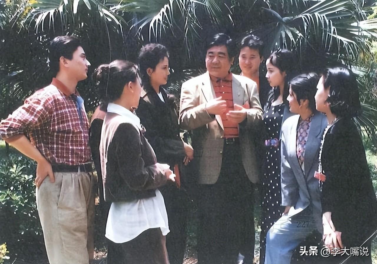 金铁霖的丧礼:惟一母亲哭成泪人,历任父亲和丈夫李谷一都未露面