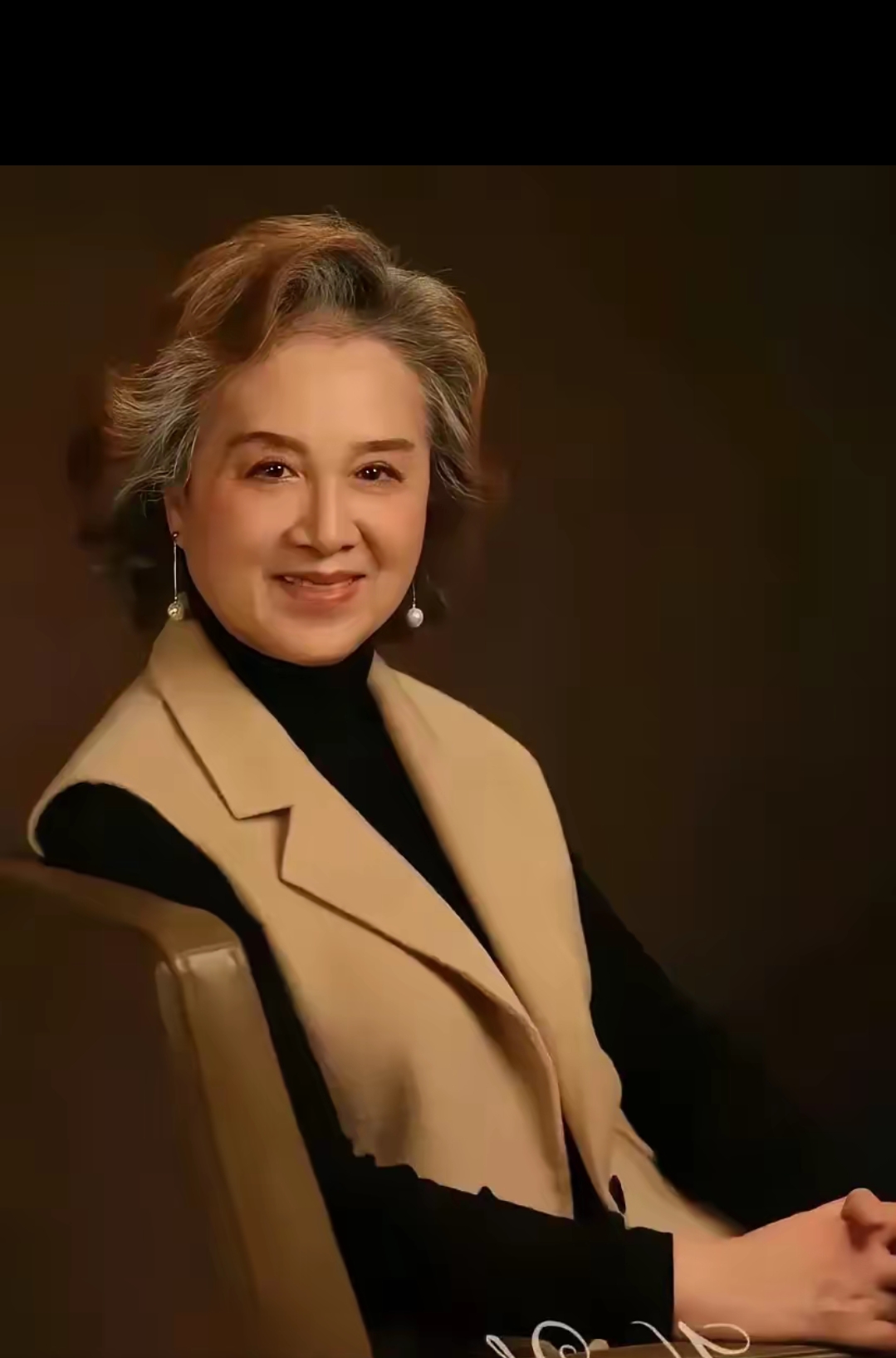 幽默歇后语,句句有道理: 1,尼姑生孩子 —— 暗中行事 2,寡妇生孩子