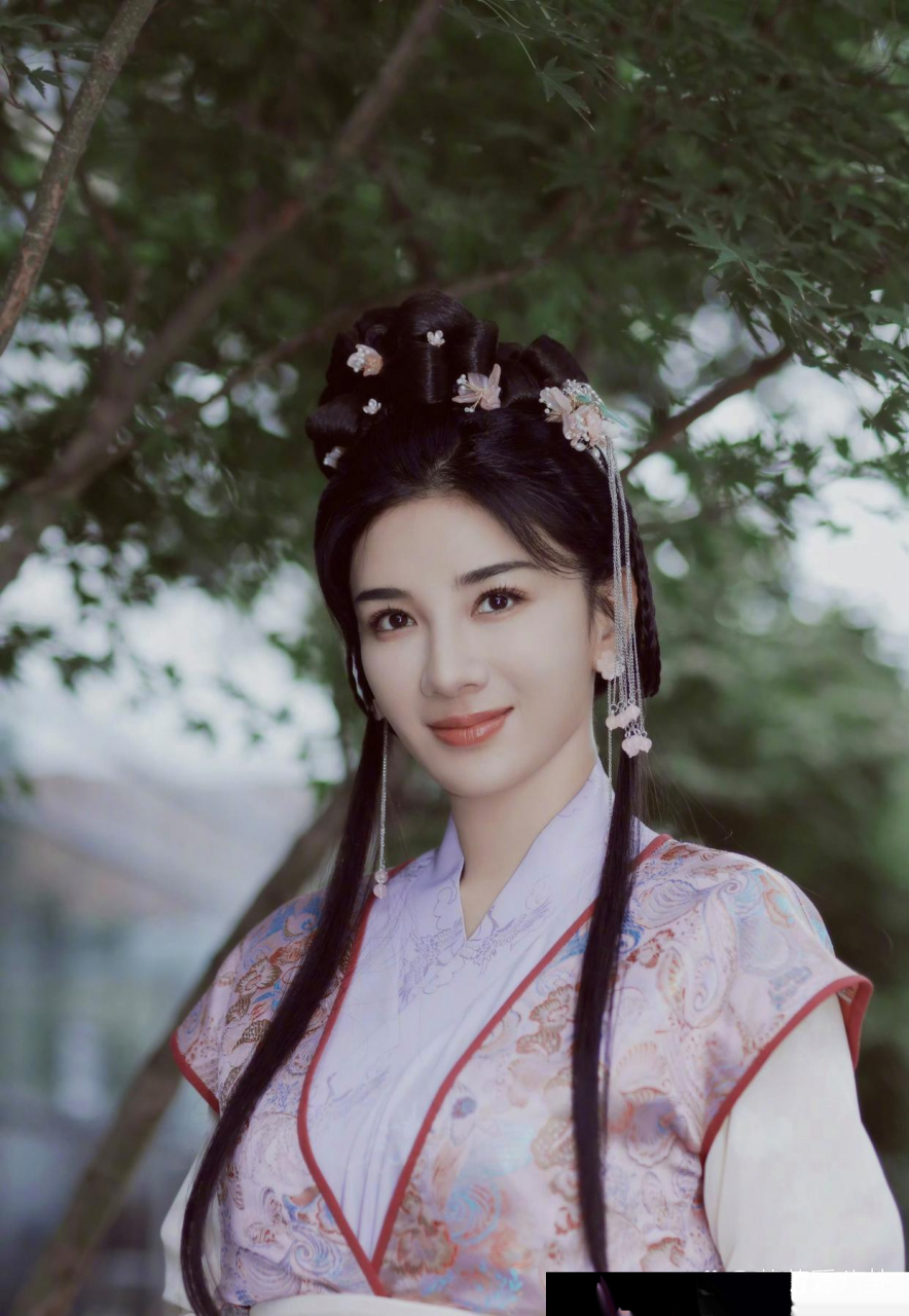 黄奕时隔23年再扮李玉湖