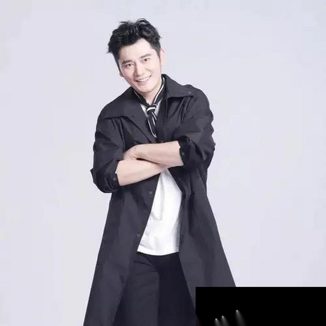 钱枫年轻时也蛮帅的