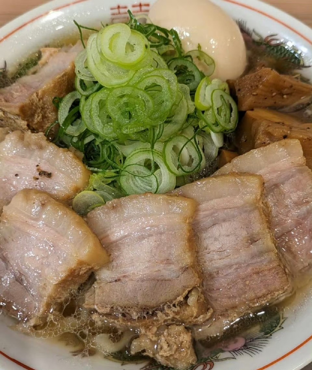 是不是一开始减肥就想要吃拉面90尤其是喜多方拉面这种,大肉大面的