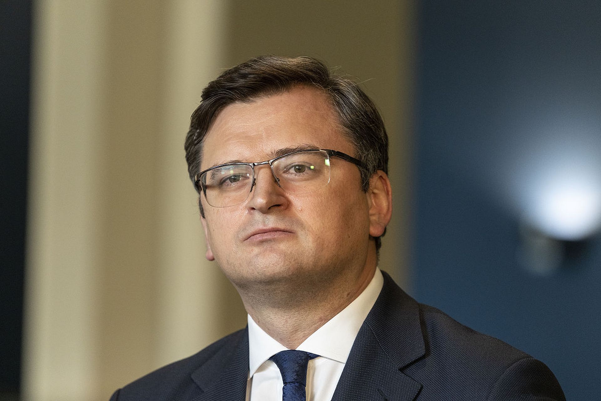 泽连斯基污蔑指责中国后,乌外长打起圆场,还给中国戴起高帽