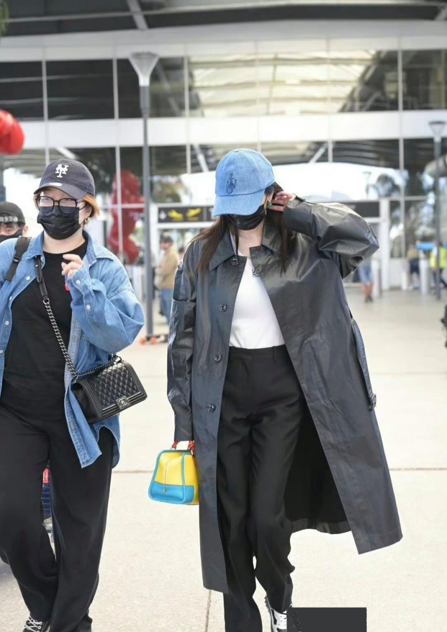 杨幂的机场生图