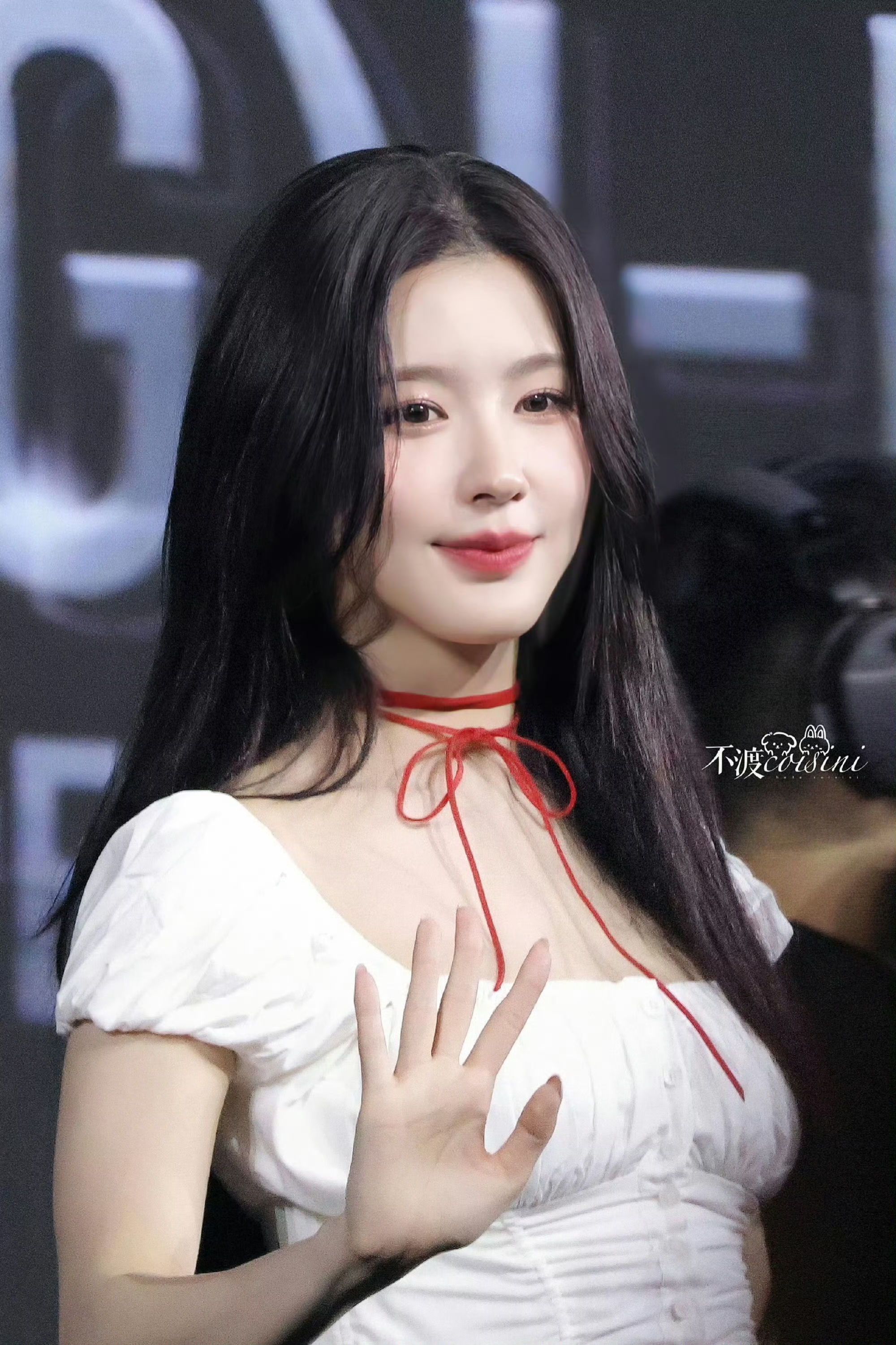 赵美延真的就是很典型的韩国美女长相好漂亮