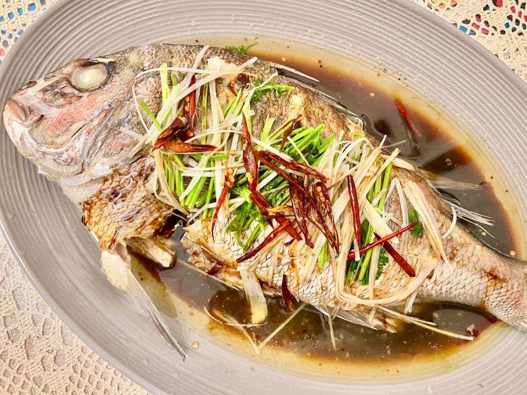 此外,蓬莱加吉鱼还具有丰富的文化内涵.