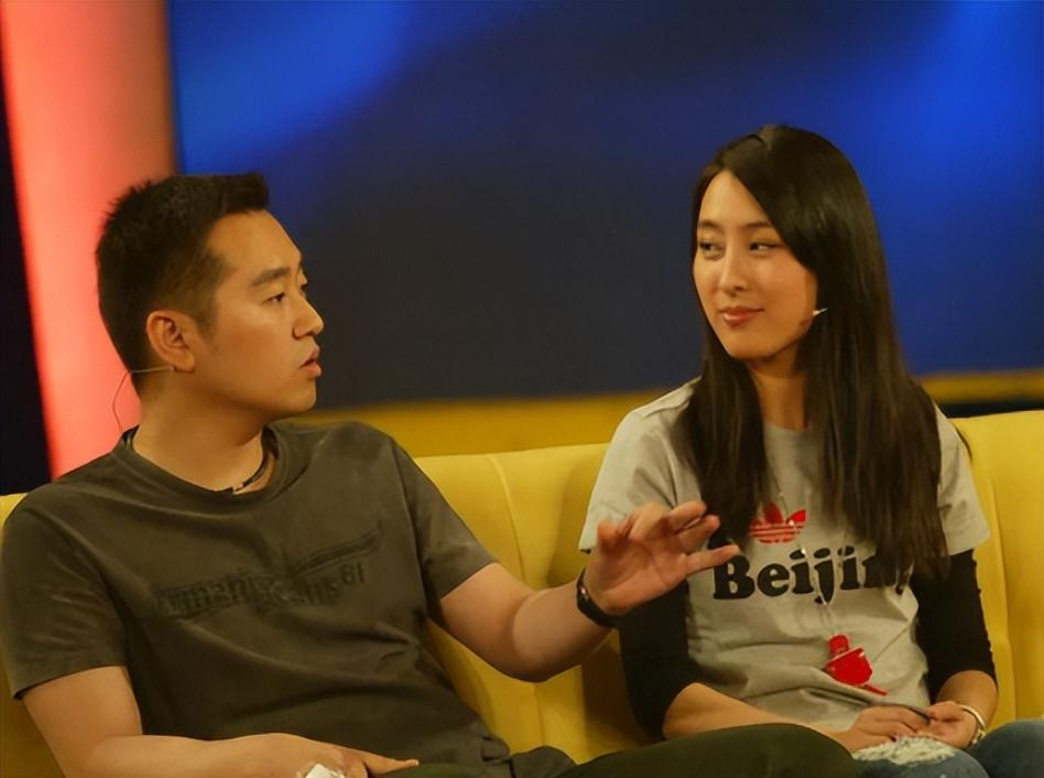 过气女明星窘况:街边卖唱,卑微求工作!都是自己作的!