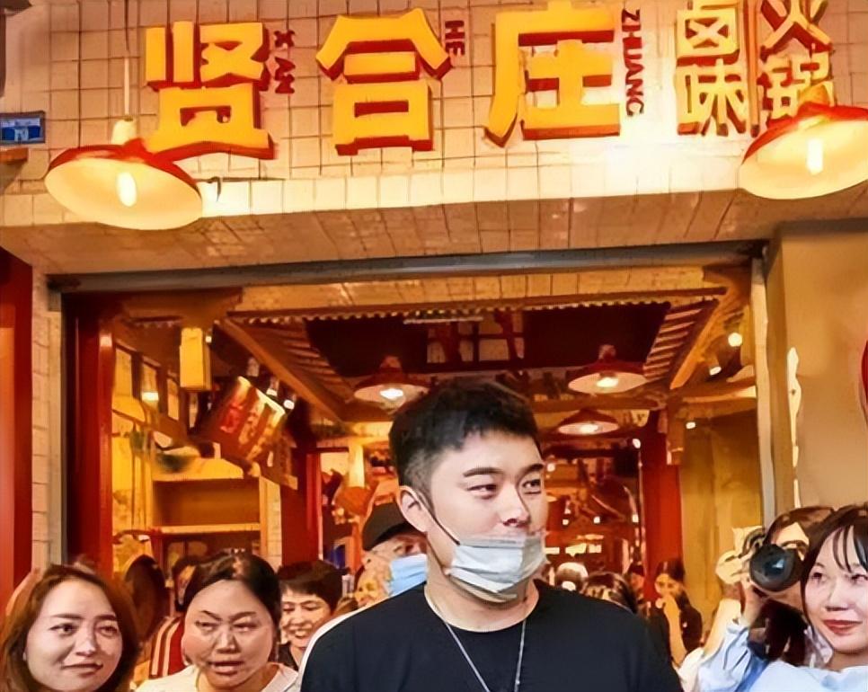 戏龄40年,实际却是"国际反恐专家"?这位著名老戏骨隐藏的好深