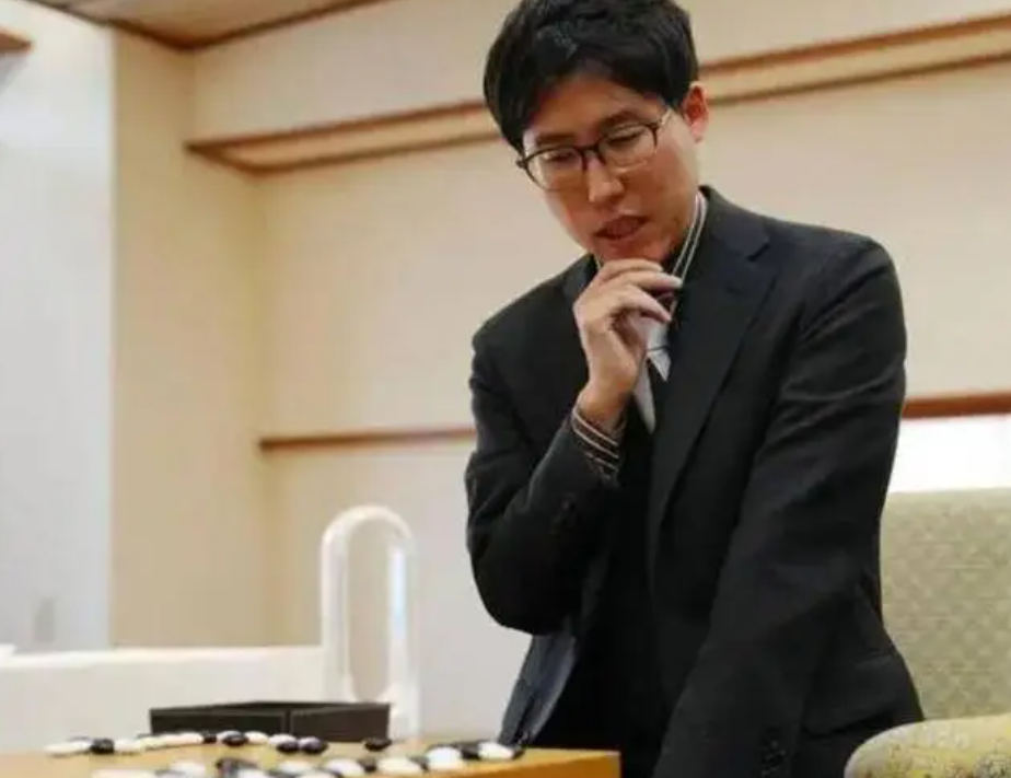 杨鼎新惨败止步20强 申真谞爆冷无缘决赛 辜梓豪不敌黑马