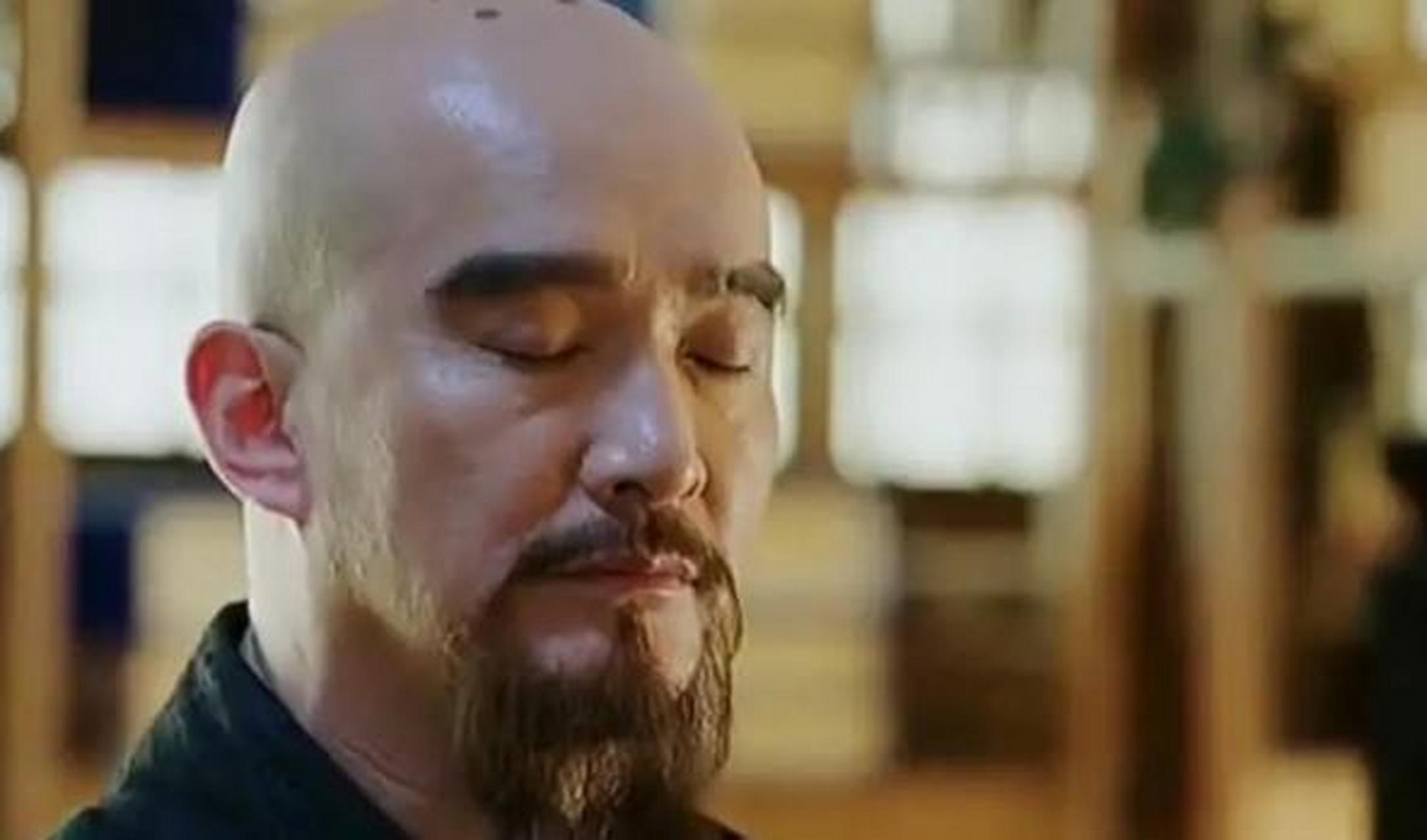 黑衣宰相姚广孝,指点朱棣打败侄儿,登上皇帝宝座.