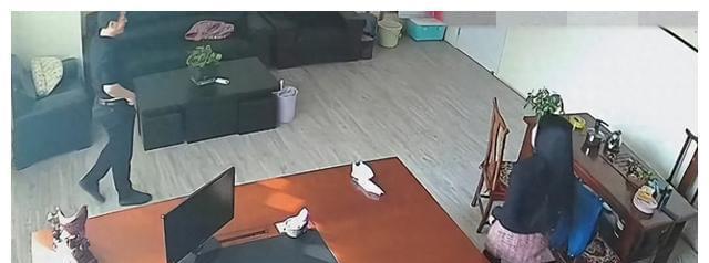 又一办公室不雅行为!摄像头忘关视频被曝光,女子身份引热议
