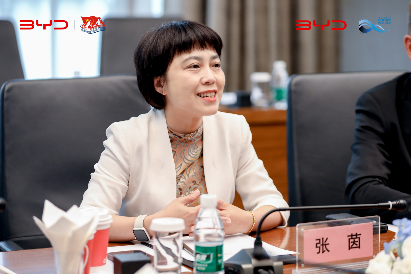 带中国龙舟到世界赛场# 比亚迪与国际皮划艇联合会