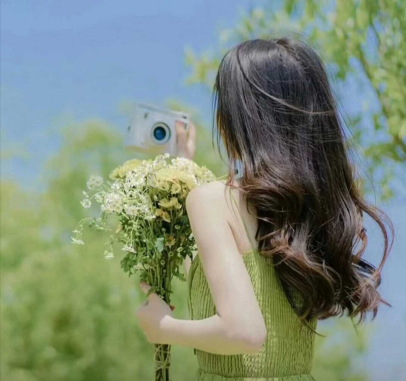 青春靓丽的唯美背影