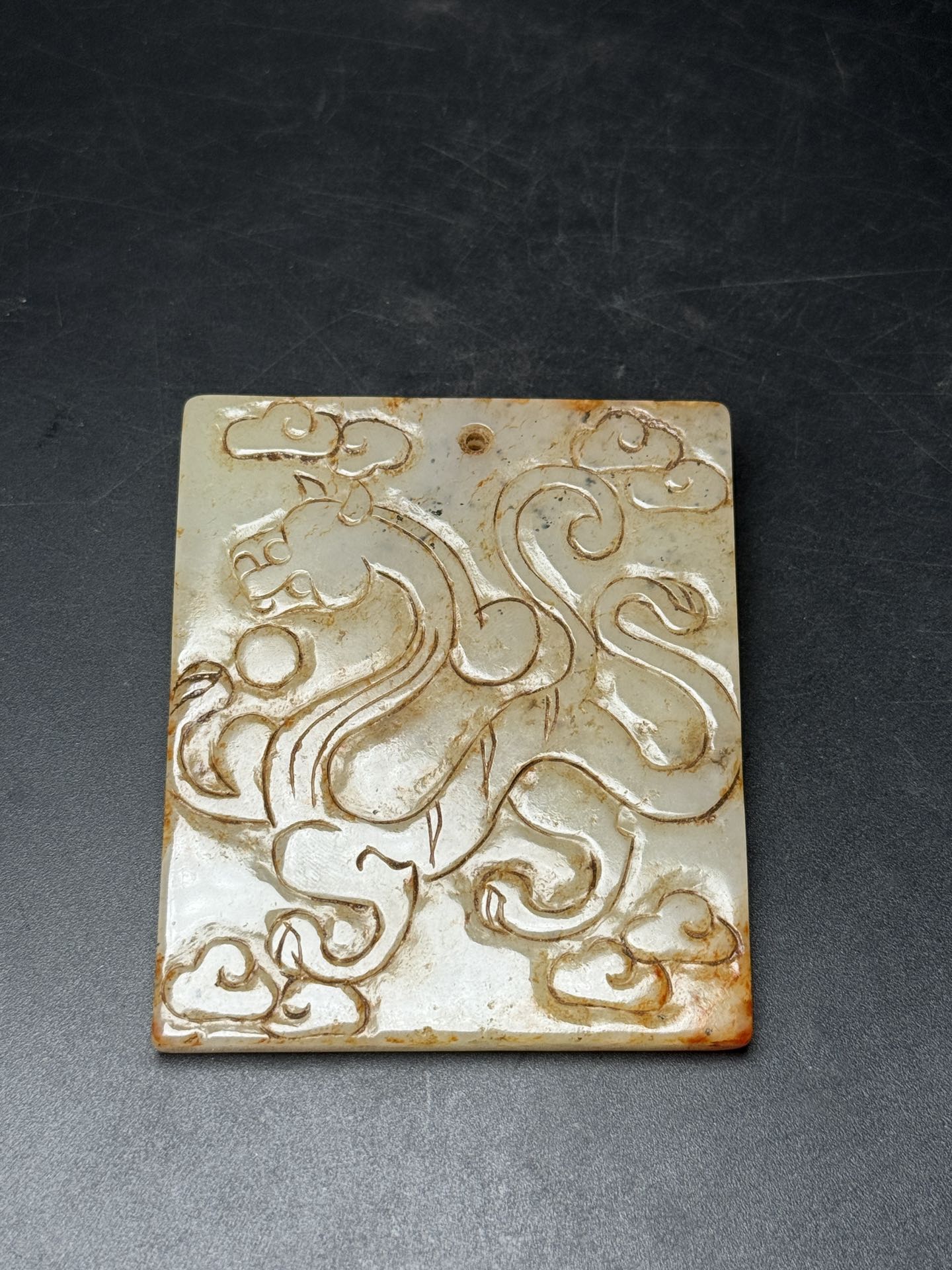 和田玉螭龙玉牌    尺寸71×60×6mm重78g