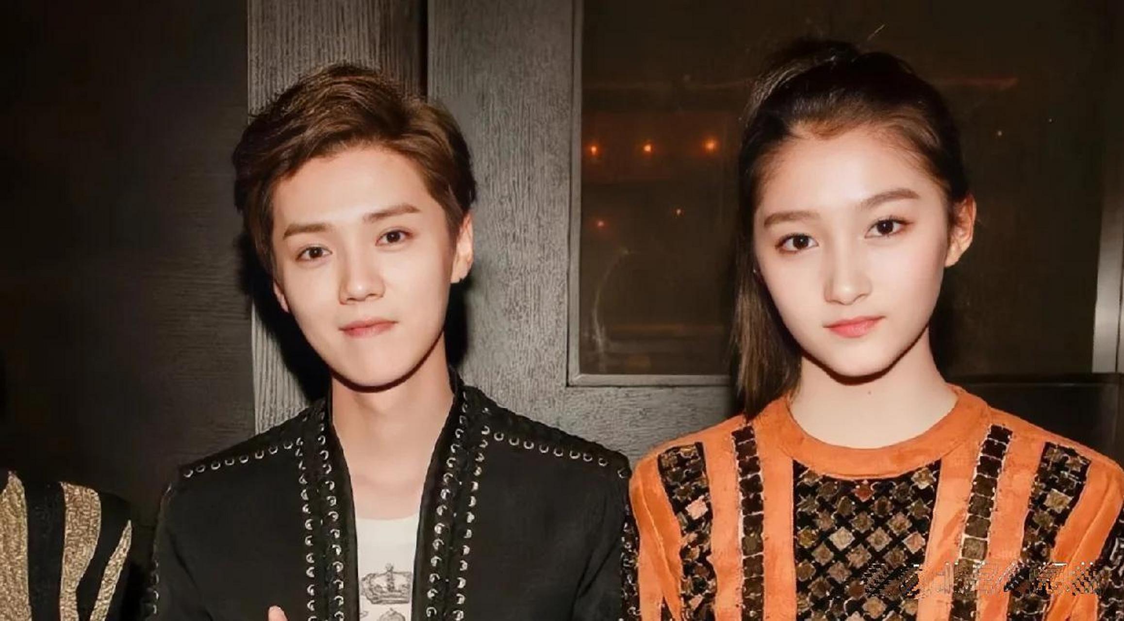 鹿晗和关晓彤合体呢,又被说爱秀恩爱