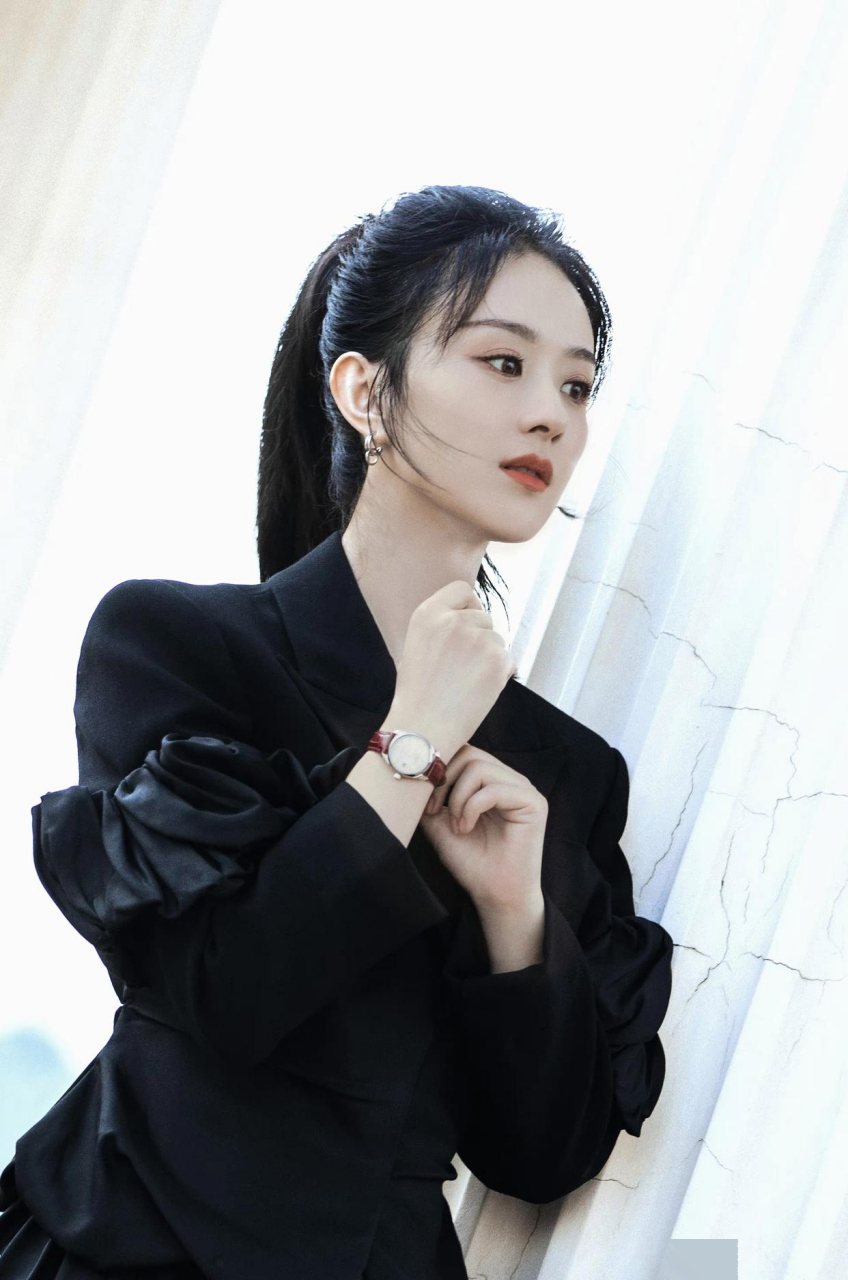 高马尾的赵丽颖,又美又飒.