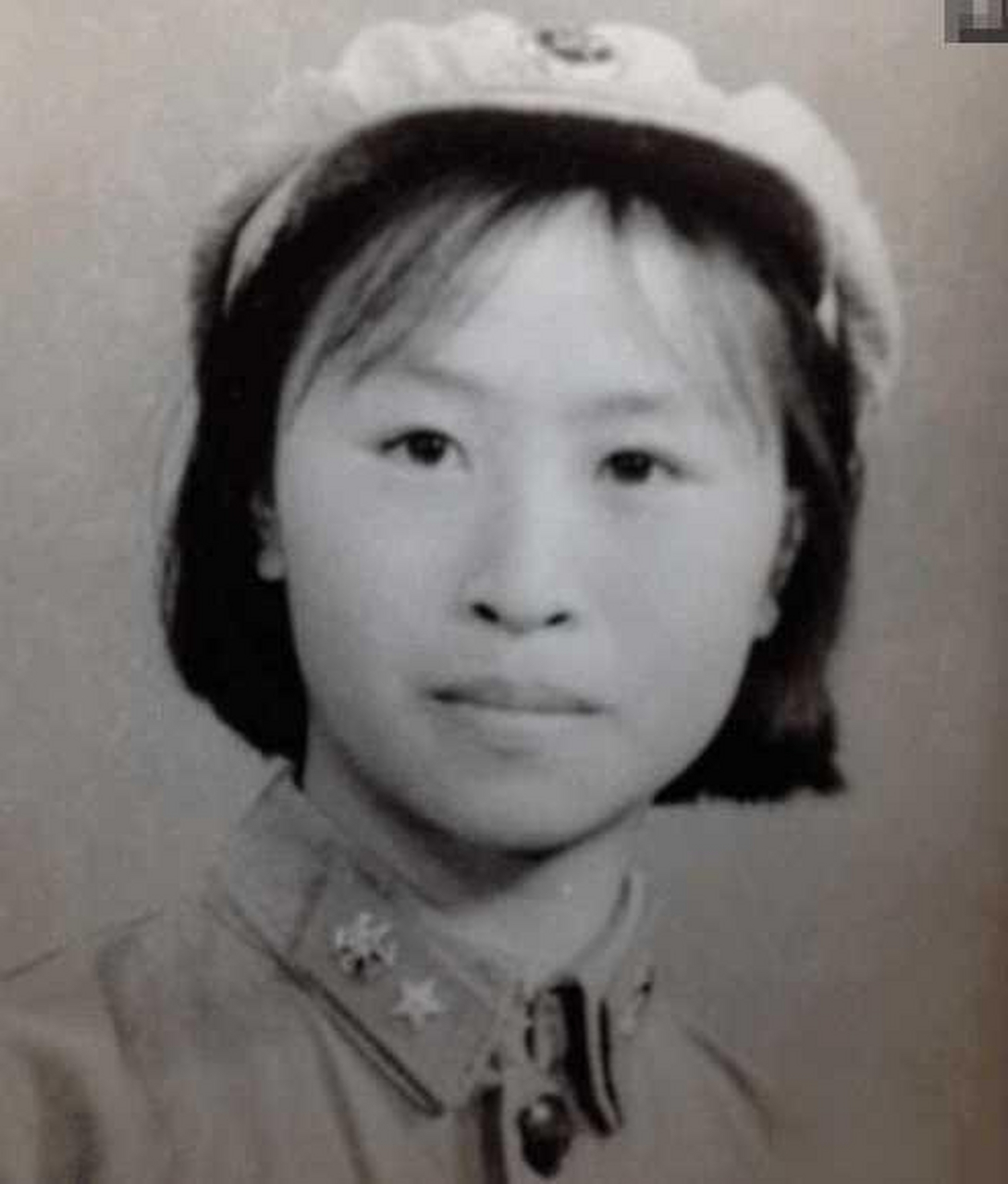 张少华年轻时旧照