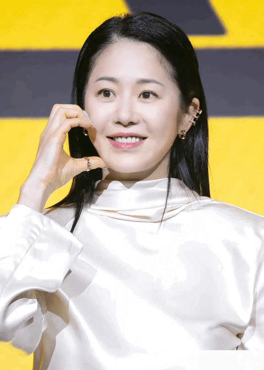 韩国女明星丰满圆润