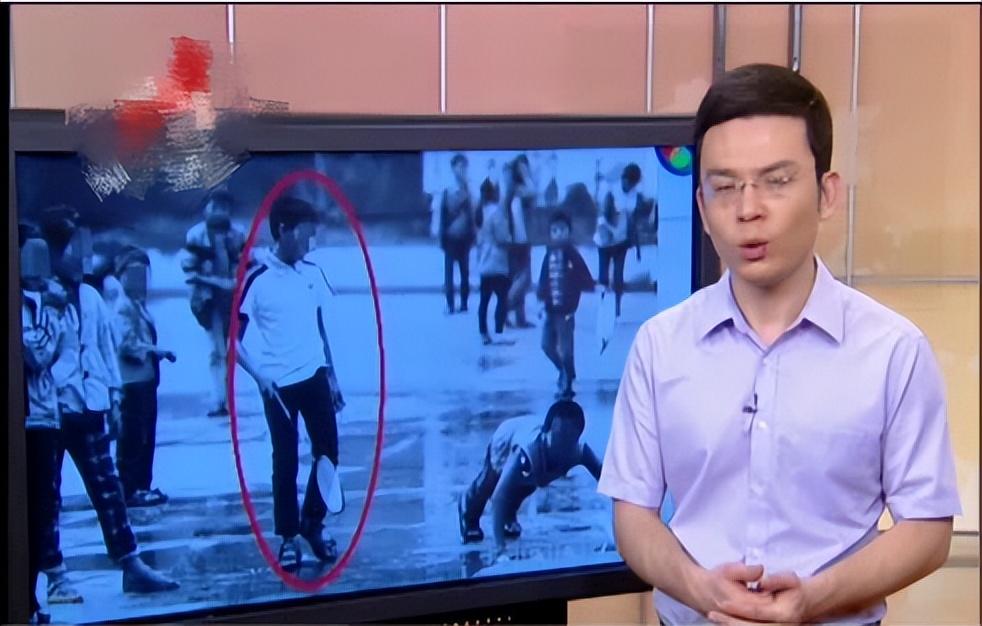 回顾:广西一男童无依无靠,靠吃野菜为生,获爱心捐款