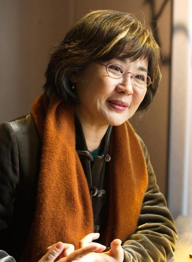 回顾:低调离婚的演员夫妻,潘虹离异38年单身至今,看看哪对可惜