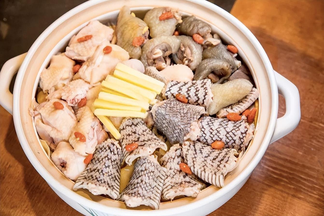 回顾广东吃蛇有上千年历史,现全面禁止食用,一刀切是否真的可取?