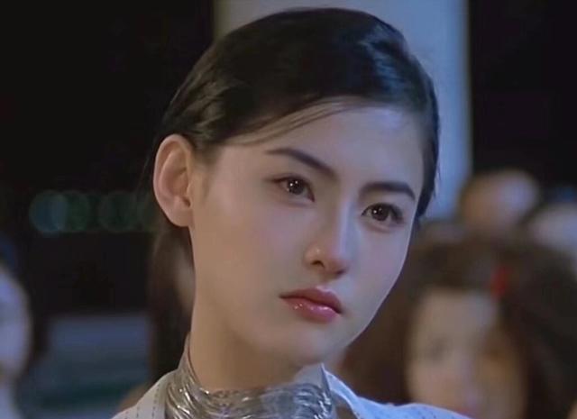 本以为张柏芝神颜是基因突变,看到他爷爷照片,这不是同一个人?