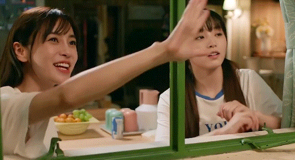 演戏六大"假"!假穷人,假身材,假跑步,半个娱乐圈从头假到脚