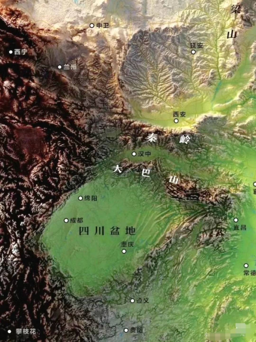 四川盆地的地形确实非常特殊,与常规的地理逻辑不符