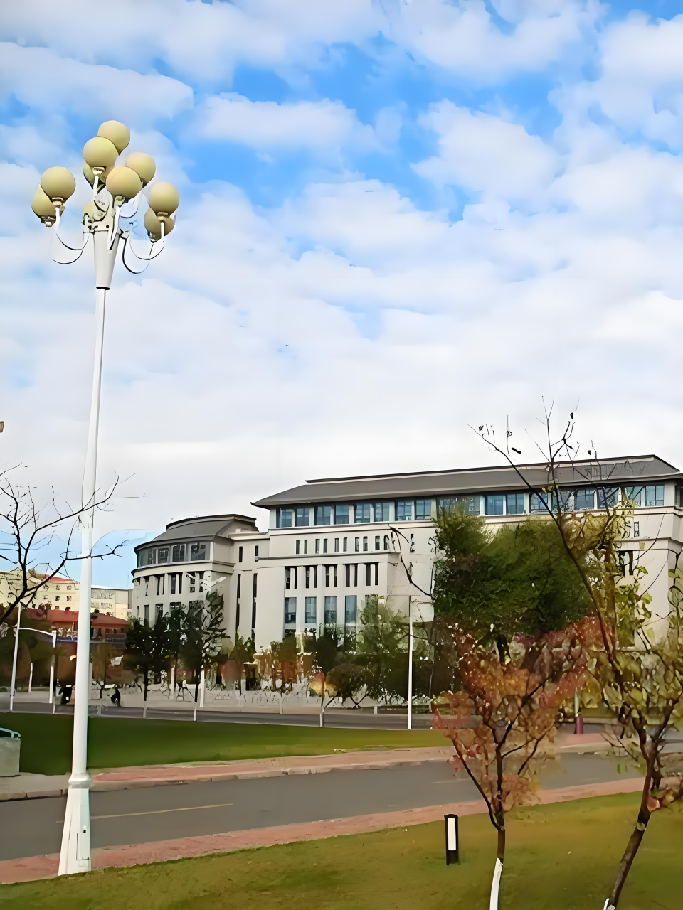 哈尔滨工程大学是211吗 说到哈尔滨工程大学,您可听说过江湖人称的"哈