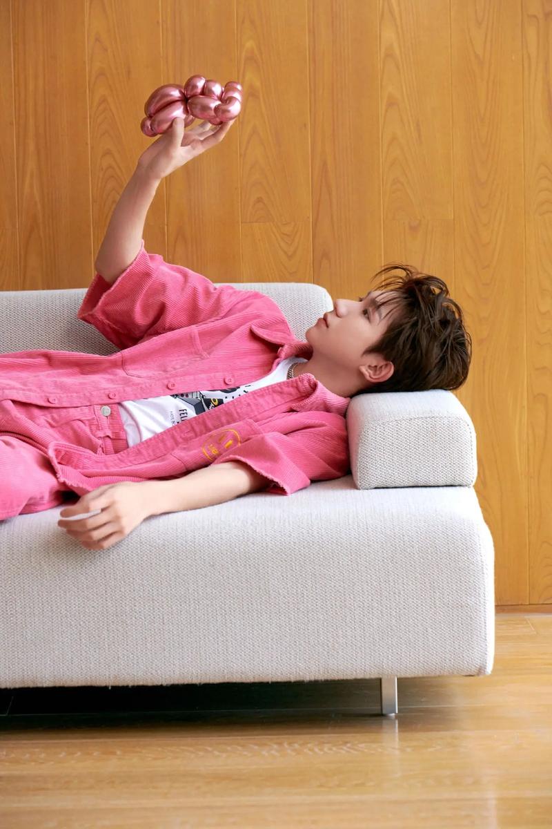 要不是年龄大了,一定买来穿穿 	 [小红花]我,王源的妈粉,虽说不是奔着