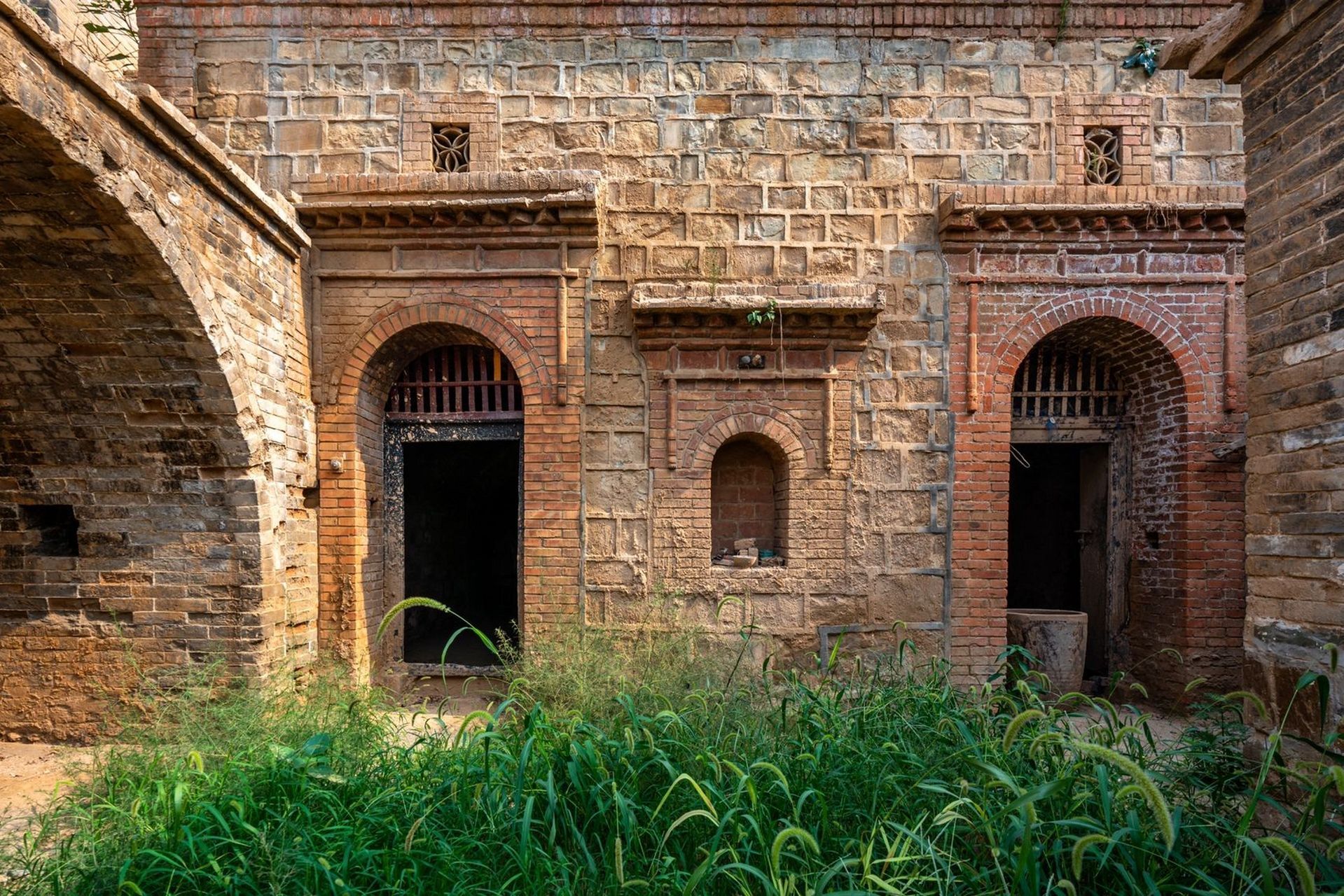 郑州的周边巩义有个清代古镇—海上桥村,位于河南省郑州市巩义市