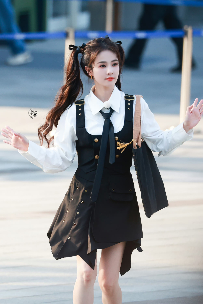 白鹿奔跑吧最新造型