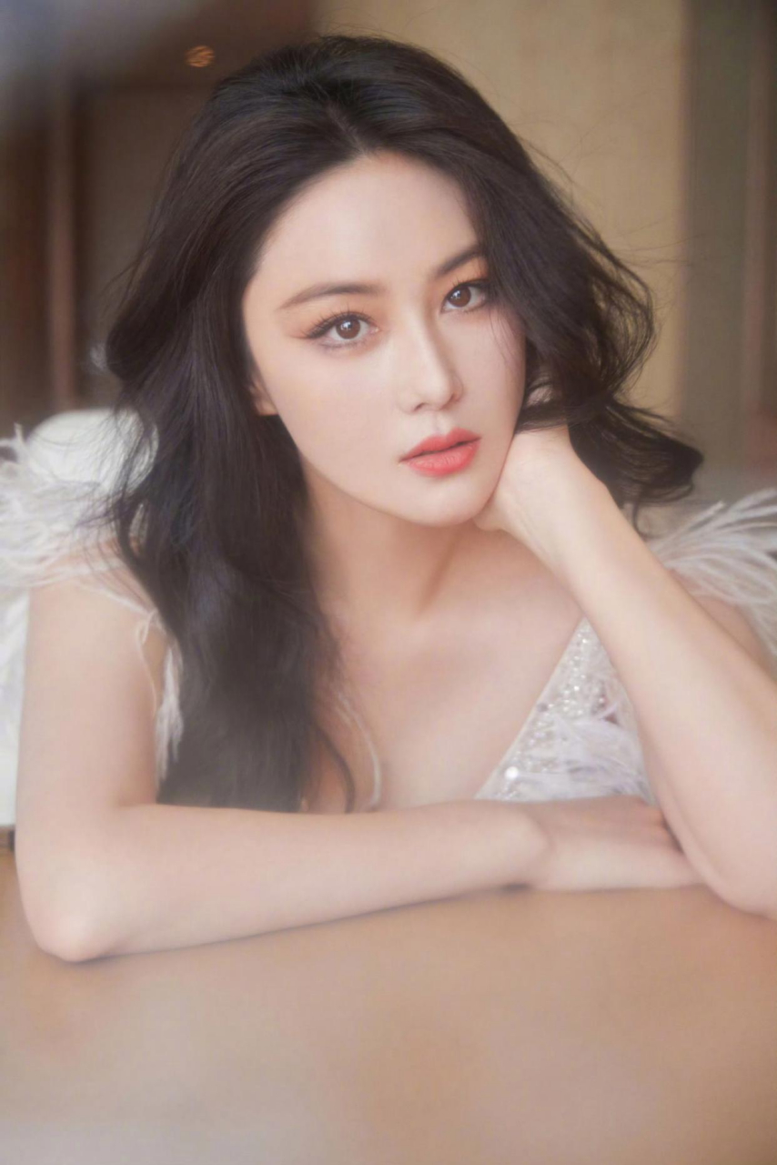 张馨予头像写真出炉