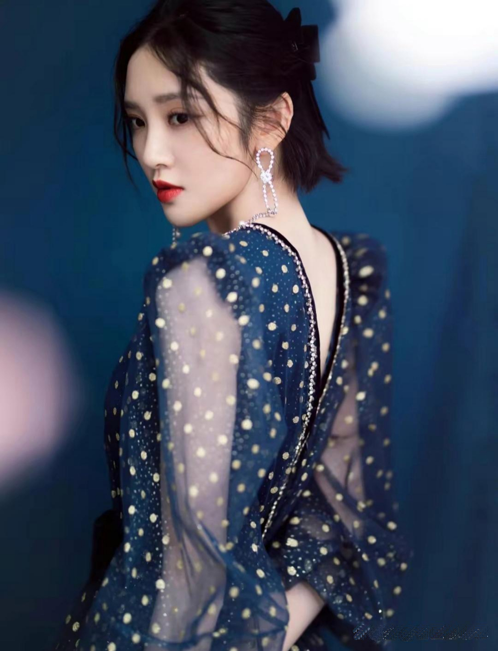 唐艺昕惊艳写真!