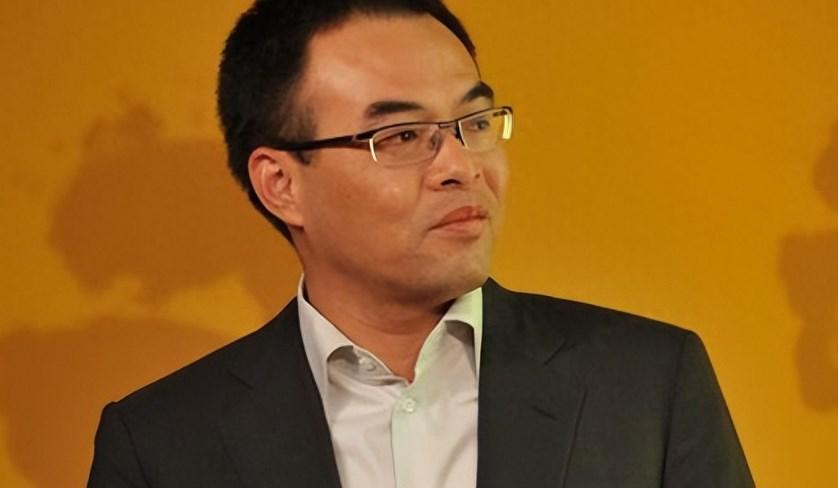 天上人间被挂上了停业整顿的牌子,真正的幕后老板却全身而退,究竟是