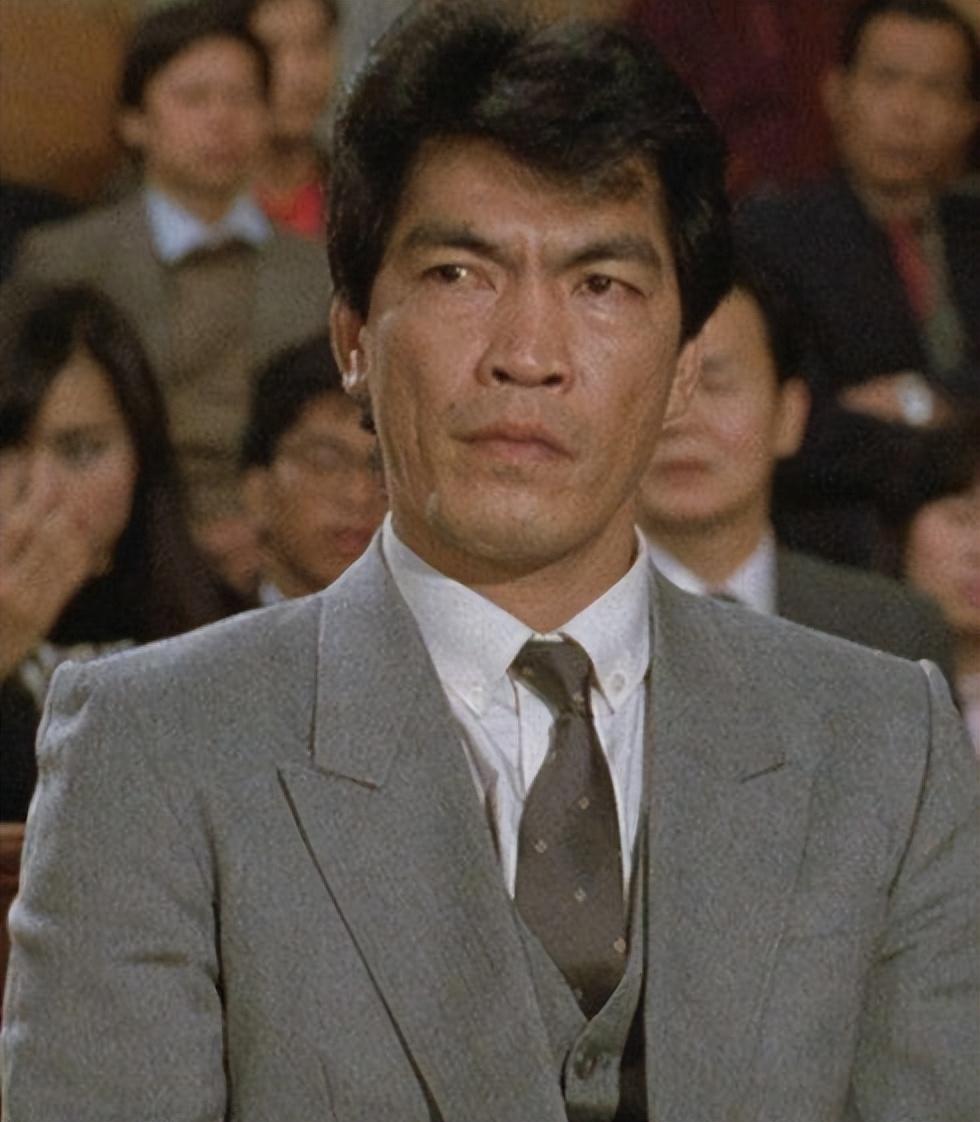 回顾:全球每年600万人死于吸烟,吸烟危害有多大?这些明星告诉你