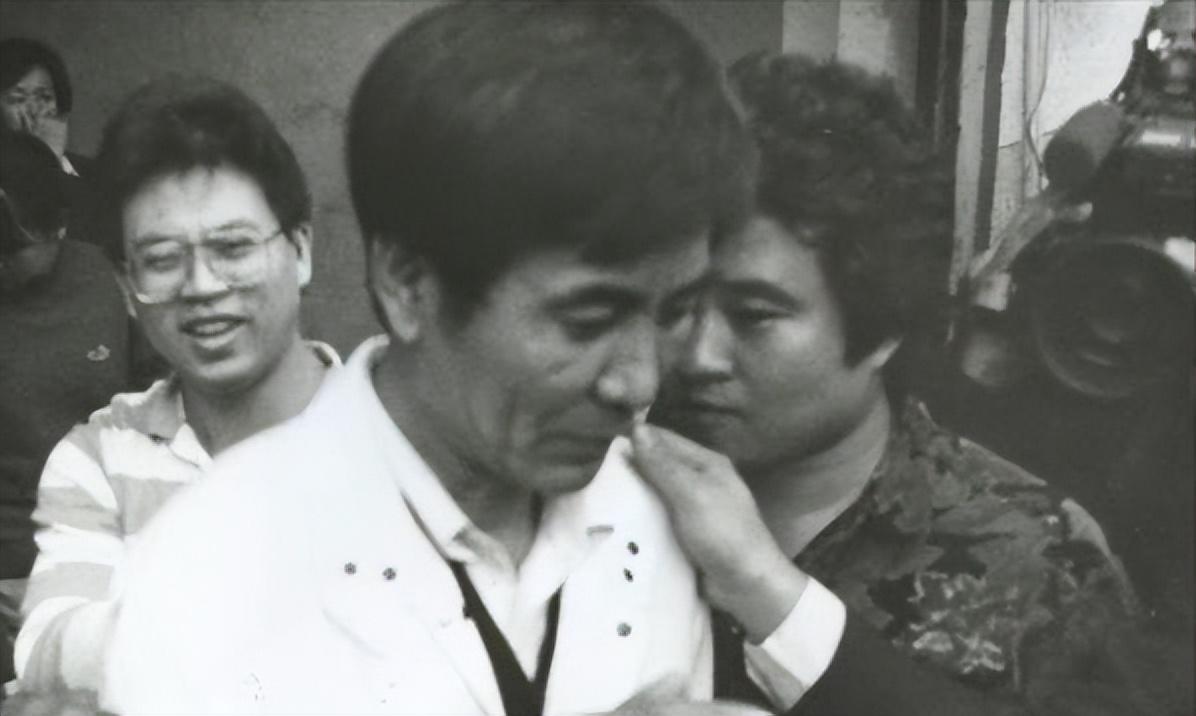 1983年,东北小伙劫持飞机叛逃台湾,获1000两黄金,后来怎么样了?