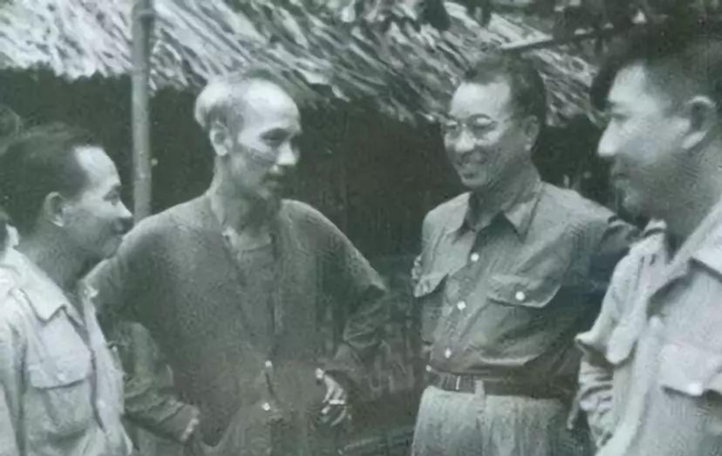 1950年陈赓协助越南,武元甲不服陈赓,胡志明:你比陈赓差远了