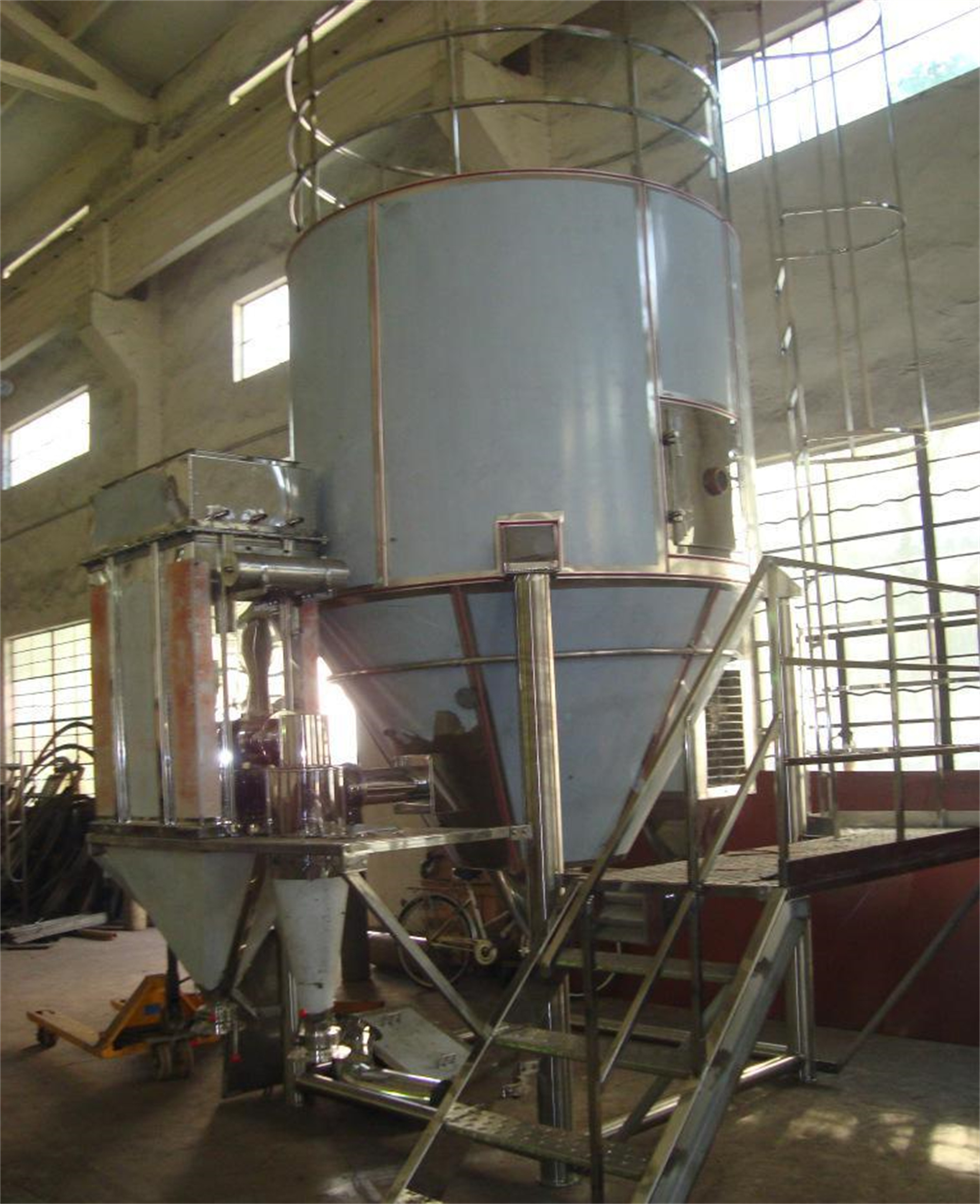 陶瓷粉专用喷雾造粒干燥机,陶瓷浆料喷雾干燥设备