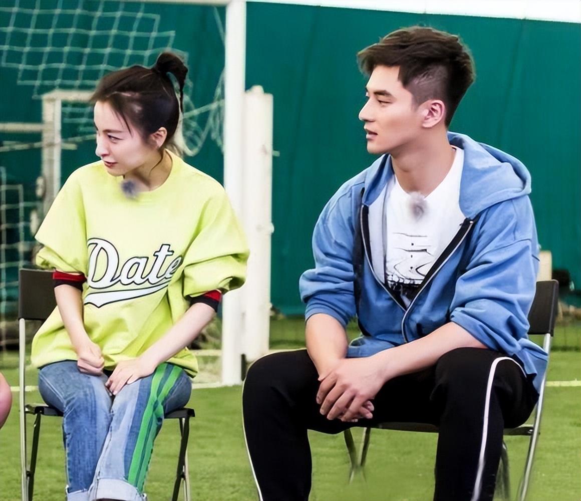 吴昕郑凯恋情被扒,娱记曝两人相恋多年已同居,感情稳定也很低调